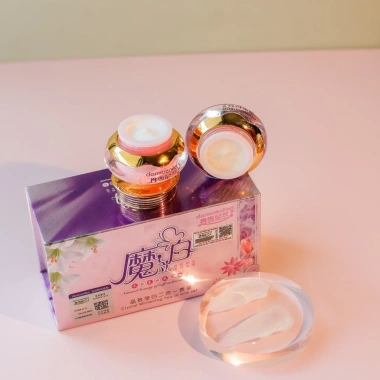 Bộ đôi Kem Hoàng Cung ngày & đêm - Dưỡng ẩm sâu, ngăn lão hoá, giảm 20% chỉ 178.000₫