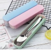 Bộ đũa thìa inox tay cầm lúa mạch an toàn, hộp đựng sang trọng, chỉ 30.000 đồng