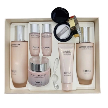 Bộ Dưỡng Da Trắng Hồng Căng Bóng Rạng Ngời Ohui Miracle Moisture - Giá Ưu Đãi 1,570,000₫