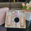 Bộ Dưỡng Da Trắng Hồng Căng Bóng Rạng Ngời Ohui Miracle Moisture Special - Giá chỉ 1.750.000, giảm hơn 300.000 2