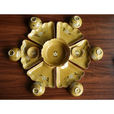 Bộ Hoa Mặt Trời Men Hoàng Thổ Đường Kính 45/55cm Gốm Sứ Bát Tràng Bày Mâm Cúng Thần Tài 1,4 Triệu