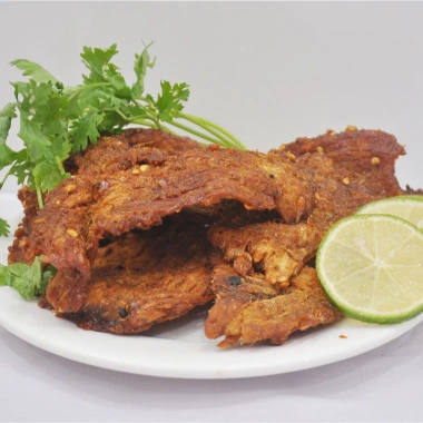 Bò khô Thu Ba 500g miếng trong hũ nhựa – Thịt bò khô thơm ngon, giá 490.000đ 3
