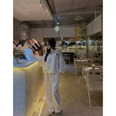 Bộ Khoác Nỉ Cờ Mỹ Zang Zang – Áo Hoodie & Quần Ống Suông Năng Động Thể Thao, Giá 89.000₫ 7