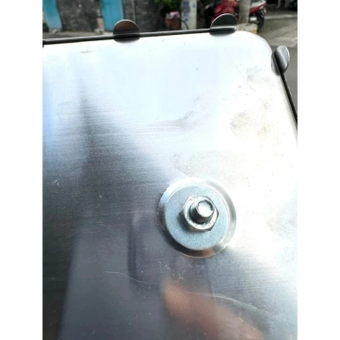 Bộ Khung Bọc Biển Số Inox Cao Cấp - Bảo Vệ, Độ Bền Lâu Dài, Giá Chỉ 60.000 VND