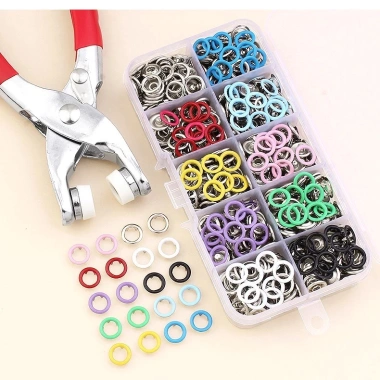 Bộ kìm bấm khuy cúc áo đa năng, hộp 100 chi tiết cúc áo đủ màu - Giá chỉ 22.000₫ 9 Bộ kìm bấm khuy cúc áo đa năng, hộp 100 chi tiết cúc áo đủ màu - Giá chỉ 22.000₫ 9