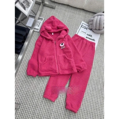Bộ lông ngủ ấm mùa đông Gấu Dâu + phụ kiện Hottrend, set Noel gia đình - 289,000₫