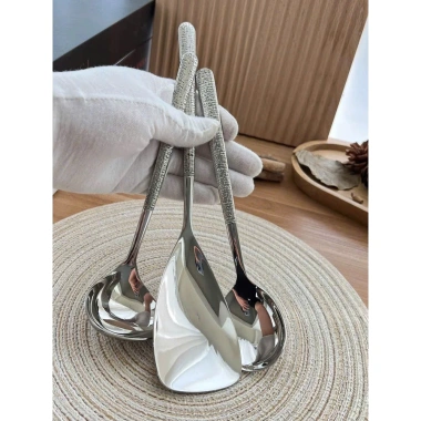 Bộ muôi muỗng thìa xẻng lật inox 304 - Cán khắc tinh tế, bền đẹp, 90.000 VND 11 Bộ muôi muỗng thìa xẻng lật inox 304 - Cán khắc tinh tế, bền đẹp, 90.000 VND 11