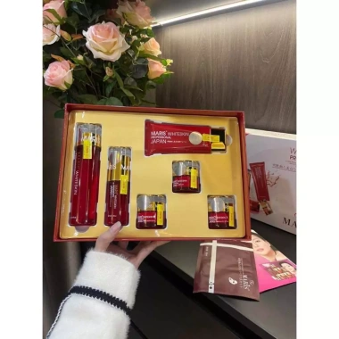 Bộ Mỹ Phẩm Maris 6in1 Nhật Bản - Kem Dưỡng Trắng Da, Xóa Mờ Nám Tàn Nhang Cao Cấp, Giá Ưu Đãi 3,550,000₫ 3