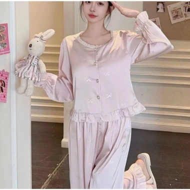 Bộ ngủ dài tay cao cấp vân gấm siêu mềm mại, dễ thương - Giá ưu đãi 219.000 VND