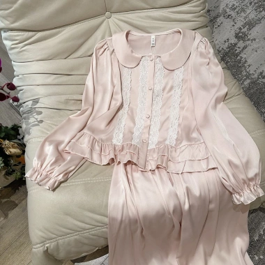 Bộ ngủ lụa cổ sen form vừa, mix ren cao cấp mềm mại, set sang trọng mặc nhà, dạo chơi Giá 470k