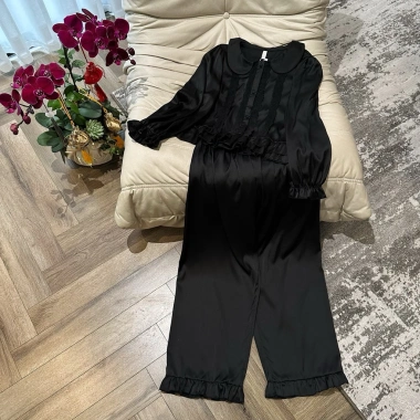 Bộ ngủ lụa cổ sen form vừa, mix ren cao cấp mềm mại, set sang trọng mặc nhà, dạo chơi Giá 470k