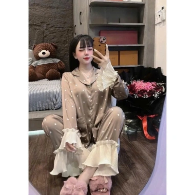 Bộ Ngủ Pijama Nữ Tiểu Thư Sang Chảnh – Điệu Đà, Cao Cấp, Giá 220k (Giảm từ 275k)