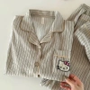 Bộ ngủ pyjama dài tay nữ nhiều hoạ tiết, chất đũi mềm mại, giá ưu đãi 149.888₫ 4