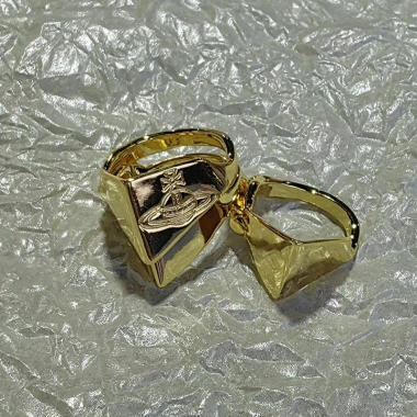 Bộ Nhẫn Ba Phần Vivienne Westwood Nam Nữ – Phong Cách Trung Lập Hành Tinh, Giá 289k 8 Bộ Nhẫn Ba Phần Vivienne Westwood Nam Nữ – Phong Cách Trung Lập Hành Tinh, Giá 289k 8