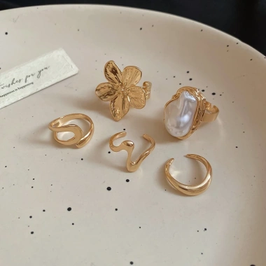 Bộ nhẫn kim loại thời trang cho nữ - Phong cách sang trọng, giảm giá 31.000₫ 10