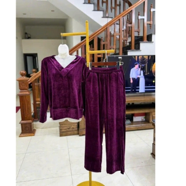 Bộ Nhung Mặc Nhà Trung Niên - Mềm Mịn, Dễ Mặc, Cạp Chun Thoải Mái, Giá 219.800đ