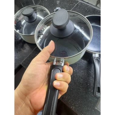 Bộ nồi chảo Elmich chính hãng - Siêu bền, chịu nhiệt, giảm còn 560.000đ 7 Bộ nồi chảo Elmich chính hãng - Siêu bền, chịu nhiệt, giảm còn 560.000đ 7