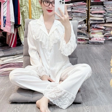 Bộ pijama cổ ren nút bọc ngủ nữ tay dài, quần dài túi rộng thoải mái, giảm 23%