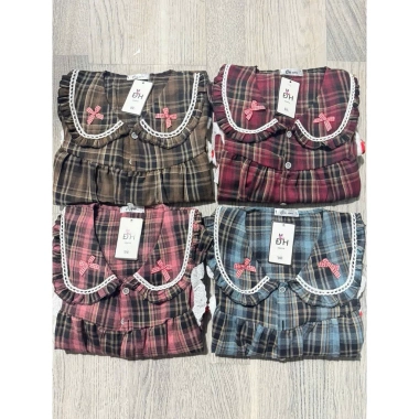 Bộ pijama kẻ dạ tay dài, quần dài charm mèo xinh xắn cho bé 40-80kg giá 179.000 8