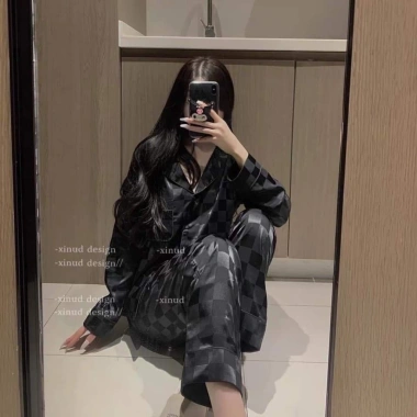 Bộ Pijama Lụa Gấm Tay Dài Quần Dài Giá ưu đãi 127.919 VND chất mềm thoáng mát phù hợp ngủ 9