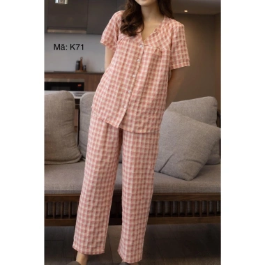 Bộ Pijama Nữ SUNA K71 Cổ V Kẻ Caro Tay Cộc Cotton Thô Nhật - Giá ưu đãi 248.170₫ 5