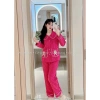 Bộ Pyjama nữ đũi kẻ cao cấp, cổ sen viền bèo tiểu thư, áo dài + quần dài, túi gấu hông dễ thương – 99.000₫ 2