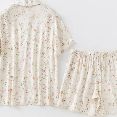 Bộ Pyjama Tay Cộc Floral Beige After Bath - Giá chỉ 528.000đ, giảm giá 20 8