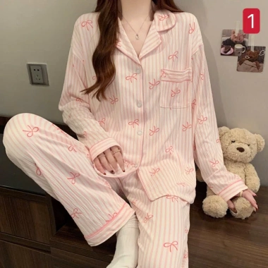 Bộ pyjama tay dài sọc xinh cho cô gái ngọt ngào, phong cách Hàn Quốc, chỉ 145k 10 Bộ pyjama tay dài sọc xinh cho cô gái ngọt ngào, phong cách Hàn Quốc, chỉ 145k 10