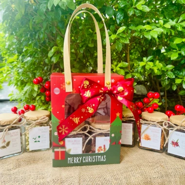 Bộ quà Noel Giáng sinh - Hộp trà thảo mộc kèm thiệp và túi, giảm giá 109.000₫ 5