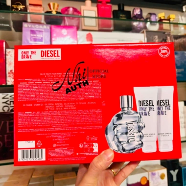 Bộ quà tặng Diesel Only The Brave 125ml + 2x Gel tắm 75ml - Chính hãng, giá chỉ 1,15tr