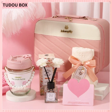 Bộ quà tặng hộp đựng mỹ phẩm tinh tế - quà lưu niệm du lịch, nhu yếu phẩm, chỉ 270k