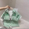 Bộ quần áo mùa hè bé trai - Áo sơ mi sọc ngắn tay và Quần short cotton nguyên chất, sành điệu - Giá ưu đãi 217.958₫