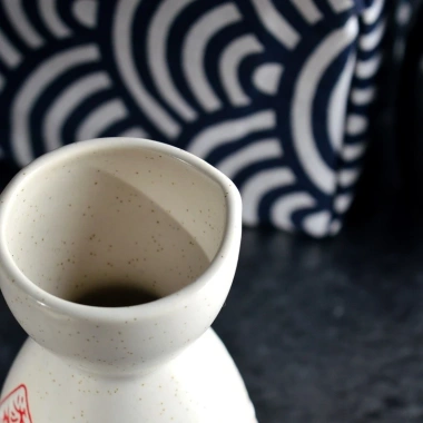 Bộ rượu gốm Nhật Bản RMAV Sake, bình trắng, chai đơn, bình ấm và vang, chỉ 175k 3 Bộ rượu gốm Nhật Bản RMAV Sake, bình trắng, chai đơn, bình ấm và vang, chỉ 175k 3