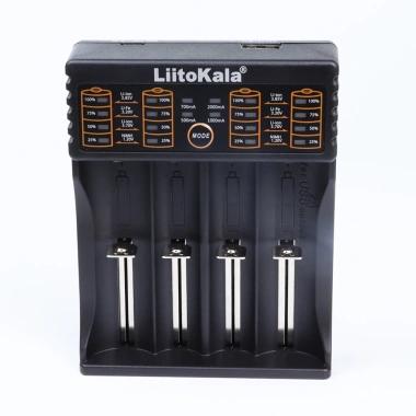 Bộ sạc pin đa năng 4 khay Lii-402 hỗ trợ AA, AAA, 18.650, 26.650, 14.500 – giá ưu đãi 209.000₫