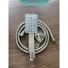Bộ sản phẩm bát sen vuông mạ crom + vòi sen tắm mặt vuông, dây sen, cài sen – Giá chỉ 39.000 VNĐ