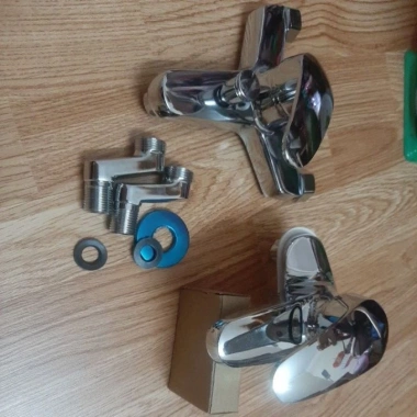 Bộ sen vòi nóng lạnh hợp kim Atinom - Sen tắm giá rẻ, chất lượng cao, giảm còn 180.000 VND