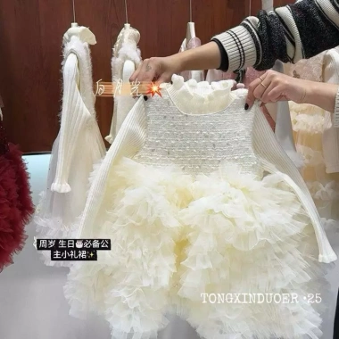 Bộ Sét Áo & Váy Hai Tầng Bling Đỏ S722 Cá Mập Con - Thời Trang Thu Đông Bé Gái Giá Ưu Đãi 546,100₫