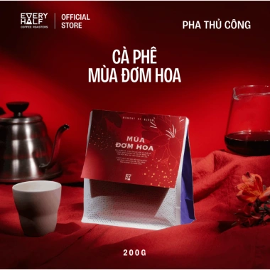 Bộ Sưu Tập Tết Cà Phê Light Roast Mùa Đơm Hoa Every Half 200g - Giá Giảm 549k