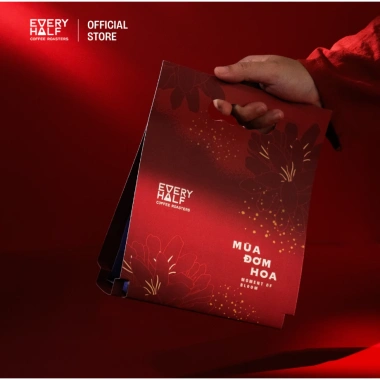 Bộ Sưu Tập Tết Cà Phê Light Roast Mùa Đơm Hoa Every Half 200g - Giá Giảm 549k