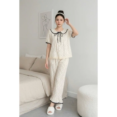Bộ tay cộc mặc nhà đũi vân mây hoạ tiết dễ thương – Xinh, thoáng mát, chỉ 165k