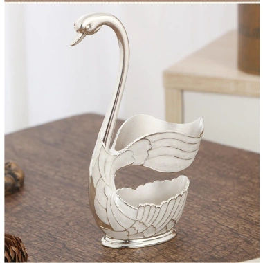 Bộ thìa nĩa thiên nga hợp kim mạ vàng PVD đính đá Sawaski - Combo ưu đãi 150.000 VND 4 Bộ thìa nĩa thiên nga hợp kim mạ vàng PVD đính đá Sawaski - Combo ưu đãi 150.000 VND 4