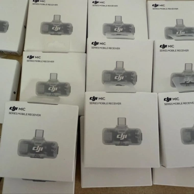 Bộ Thu Không Dây DJI Mic RX cho Điện Thoại - Mic 2/3 Mini, Thế Hệ Mới, Giá 550k 10 Bộ Thu Không Dây DJI Mic RX cho Điện Thoại - Mic 2/3 Mini, Thế Hệ Mới, Giá 550k 10