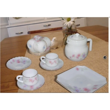 Bộ trà thủy tinh ngọc sang trọng USA Home Set 6 tách + 6 đĩa nhập khẩu Thái Lan - Quà tặng 1.238.000₫ 3
