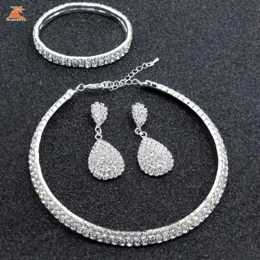 Bộ Trang Sức Cưới Phụ Nữ Kim Cương Giả Pha Lê Choker + Bông Tai + Vòng Tay - Giá Ưu Đãi 82.610₫ 2 Bộ Trang Sức Cưới Phụ Nữ Kim Cương Giả Pha Lê Choker + Bông Tai + Vòng Tay - Giá Ưu Đãi 82.610₫ 2