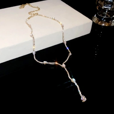Bộ trang sức kim cương giọt nước zircon vòng cổ và tua rua thời trang nữ giảm 18%