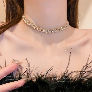 Bộ trang sức nữ dây chuyền & bông tai hình vuông kim cương nhẹ - Thiết kế hiện đại, quà tặng 80k