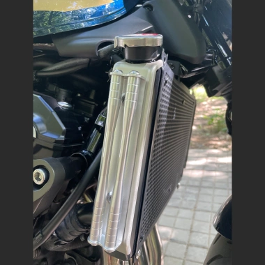 Bộ trang trí bình nước nhôm hợp kim Kawasaki Z900RS 2.018‑2.023 – Bảo vệ, tản nhiệt 2