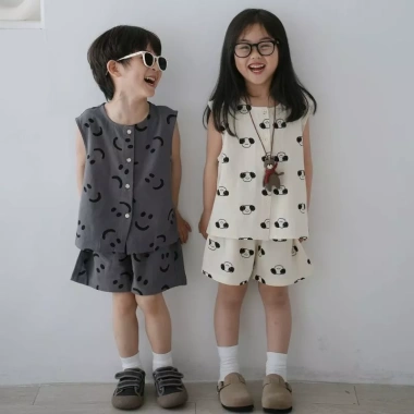 Bộ trẻ em mùa hè 2 món áo không tay và quần short cotton Hàn Quốc - Giá ưu đãi 118k