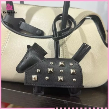 Bộ Túi Ngựa Bạc Đinh Tán Da Foal Tay Sawn Mặt Dây Chuyền Phụ Kiện Quyến Rũ Giá 49.940₫ 9