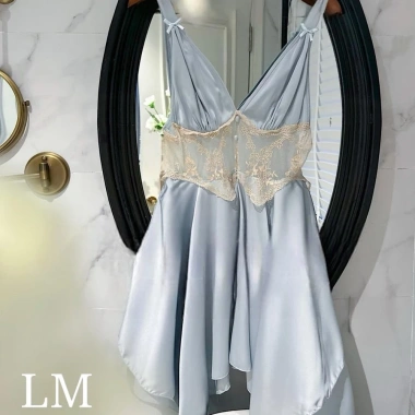 Bộ Váy Choàng Ngủ Pijama Lụa Hàng Châu Loại 1 Siêu Mềm Giá Ưu Đãi 427.500₫